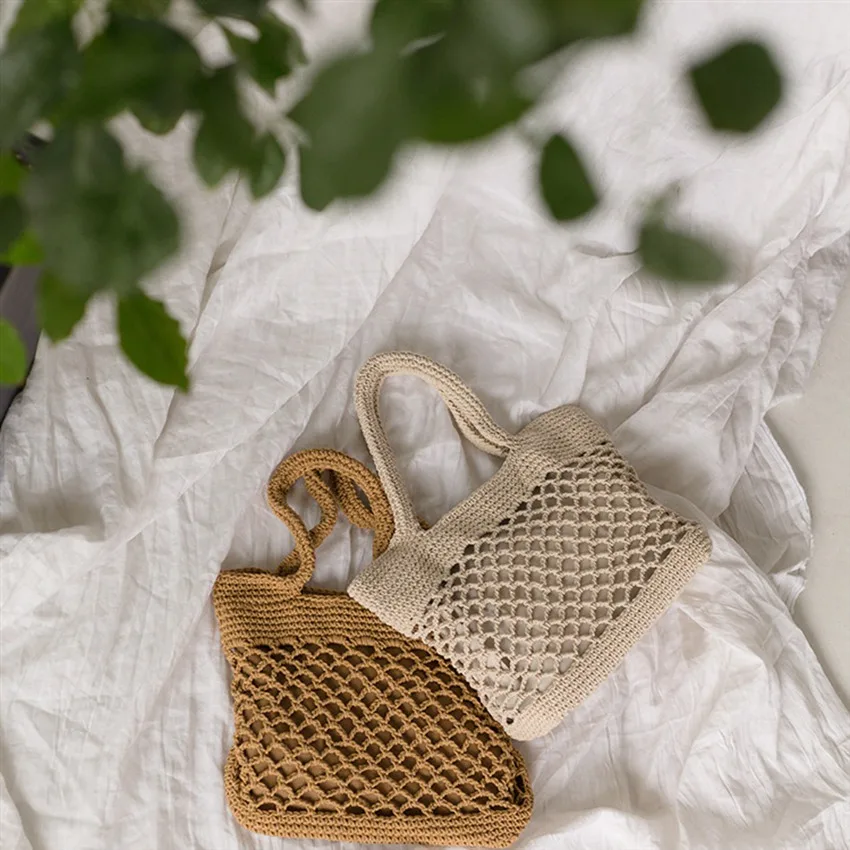 2019 Korea super fire hollow net woven bag literary small fresh travel beach bag national wind hand shoulder bag
2019 Korea super fire hollow net woven bag literary small fresh travel beach bag national wind hand shoulder bag