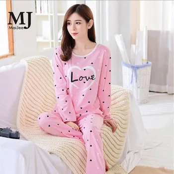 MJ077A 2018 Lovely Korean Silk Sexy Lingerie Pyjamas Women Pajamas Pajama Set Pijama Mujer Pigiama Donna Pyjama Femme Night Suit
MJ077A 2018 Lovely Korean Silk Sexy Lingerie Pyjamas Women Pajamas Pajama Set Pijama Mujer Pigiama Donna Pyjama Femme Night Suit
