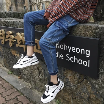New Korean version of the Tooling Style Jeans Multi-pocket Fashion Trend Harem Pants Loose Casual Jeans Large Size 3XL 
New Korean version of the Tooling Style Jeans Multi-pocket Fashion Trend Harem Pants Loose Casual Jeans Large Size 3XL