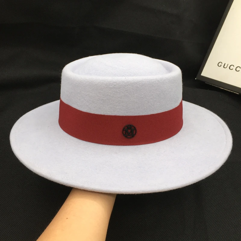 winter wool British fashion flat large eaves felt hat tide restoring ancient ways people personality female le 
winter wool British fashion flat large eaves felt hat tide restoring ancient ways people personality female le