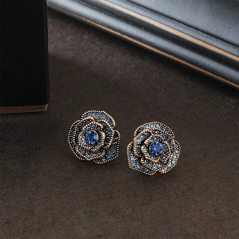 2019 New Jewelry Stud Earrings High Quality Plant Women Brincos Wholesale New Vintage Rose Flower Drop Shipping
2019 New Jewelry Stud Earrings High Quality Plant Women Brincos Wholesale New Vintage Rose Flower Drop Shipping