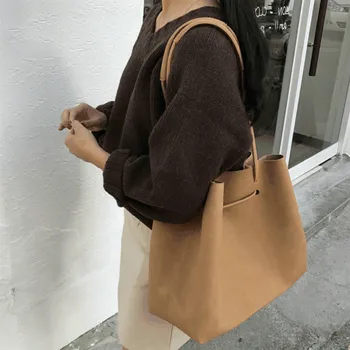 Barabum New Tote Bag Retro Bucket Bag Mobile Wild Scrub Big Bag Large Capacity Clutch Purse
Barabum New Tote Bag Retro Bucket Bag Mobile Wild Scrub Big Bag Large Capacity Clutch Purse