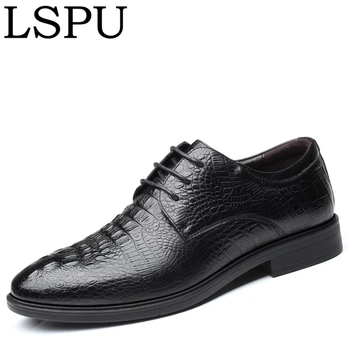 2020 Fashion Men Leather Shoes Lace Up Breathable Alligator Print Business Men Shoes Genuine Leather Men Causal Shoes Size 38-44
2020 Fashion Men Leather Shoes Lace Up Breathable Alligator Print Business Men Shoes Genuine Leather Men Causal Shoes Size 38-44