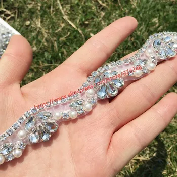 1 yard/lot 2cm fancy bridal crystal chain shiny white glass rhinestone trims for dress belt ornaments fashion garment strass
1 yard/lot 2cm fancy bridal crystal chain shiny white glass rhinestone trims for dress belt ornaments fashion garment strass