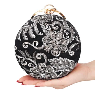 Embroidered Sequined Evening Clutch Bags For Women 2019 Vintage Satin Party Wedding Purse Bag Metal Round Rings Handbags Female
Embroidered Sequined Evening Clutch Bags For Women 2019 Vintage Satin Party Wedding Purse Bag Metal Round Rings Handbags Female