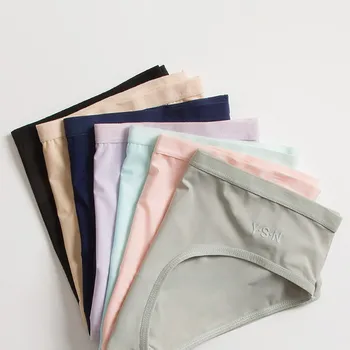 2019 Women Ice Silk Panties Seamless Airy Low Waist One-piece Soft Comfortable Underwear Lingerie Brief
2019 Women Ice Silk Panties Seamless Airy Low Waist One-piece Soft Comfortable Underwear Lingerie Brief