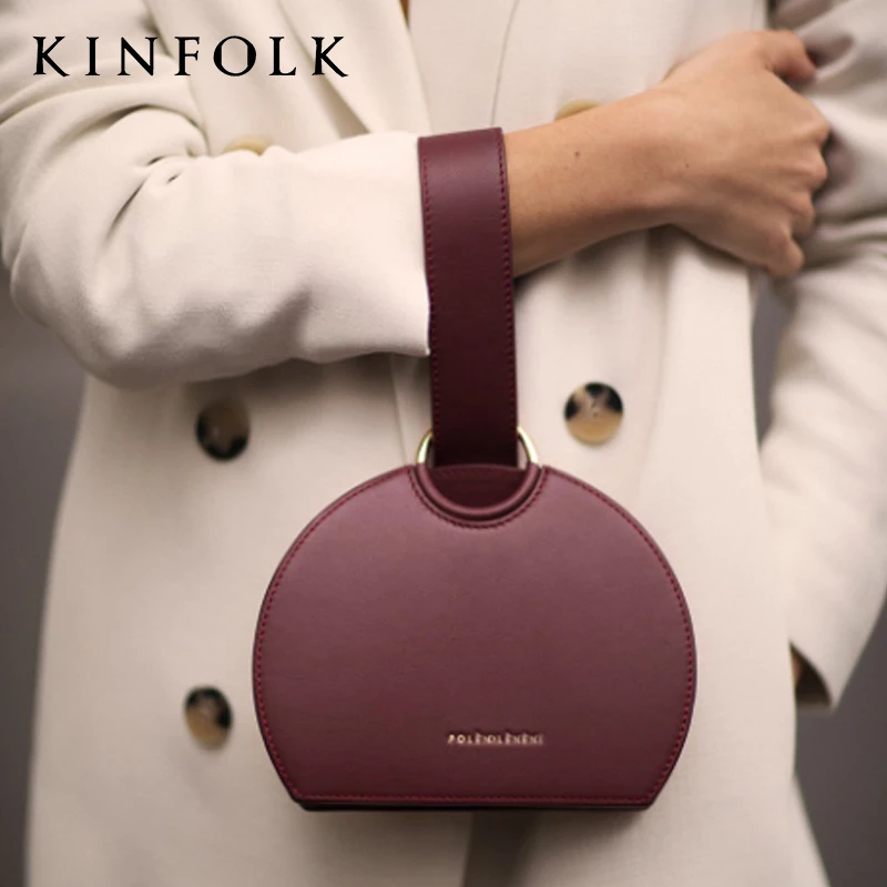 2019 spring summer new French Paris style round simple exquisite Acrylic Box Bag Luxury Women's Banquet Party Purse Bags
2019 spring summer new French Paris style round simple exquisite Acrylic Box Bag Luxury Women's Banquet Party Purse Bags