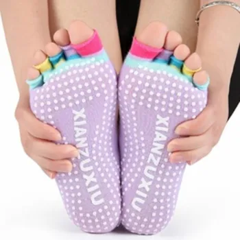 Women Sports Colorful Yoga Socks Hot Fitness And Pilates Cotton Socks Rainbow Workout Anti Slip Toe Socks Breathable 8Colors
Women Sports Colorful Yoga Socks Hot Fitness And Pilates Cotton Socks Rainbow Workout Anti Slip Toe Socks Breathable 8Colors