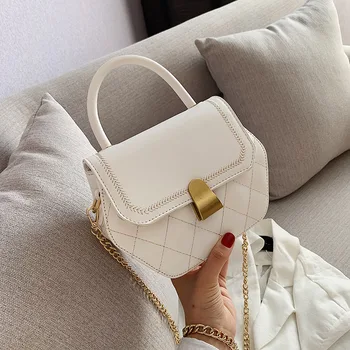 2019 new women's shoulder messenger bag summer popular women's bag hexagonal texture chain solid color wild small bag handbag
2019 new women's shoulder messenger bag summer popular women's bag hexagonal texture chain solid color wild small bag handbag