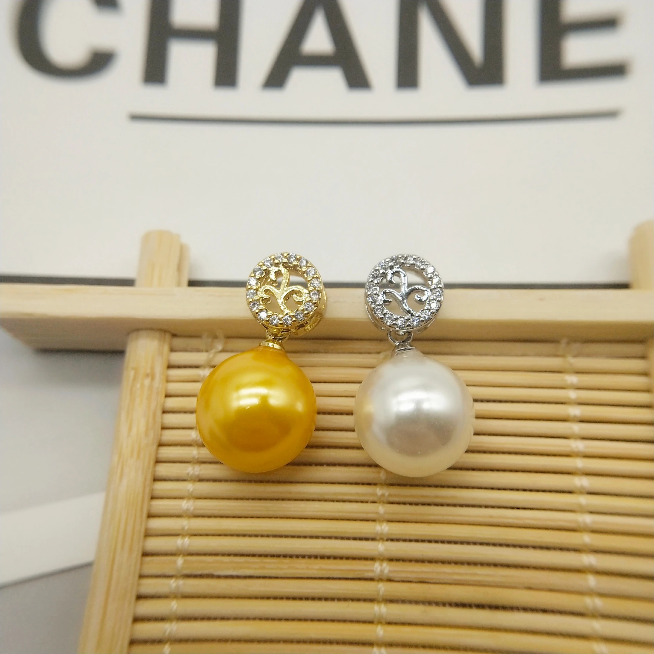 2018 Fashion Oval Simulated Pearl Necklace Women Romantic Water Drop Crystal Pendants Jewelry Women Collar
2018 Fashion Oval Simulated Pearl Necklace Women Romantic Water Drop Crystal Pendants Jewelry Women Collar