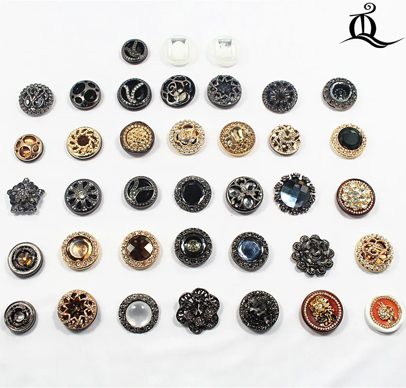 1 pcs,38mm mix fashion metal acrylic Fur buttons, Mink coat buttons. Rhinestone buttons. big with a diamond buckle.accessory
1 pcs,38mm mix fashion metal acrylic Fur buttons, Mink coat buttons. Rhinestone buttons. big with a diamond buckle.accessory