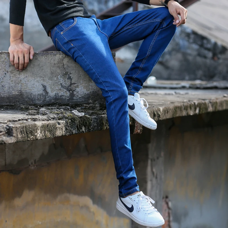 Summer slim young students blue little fresh men's pants spring and autumn Korean version trim fashion long trousers
Summer slim young students blue little fresh men's pants spring and autumn Korean version trim fashion long trousers