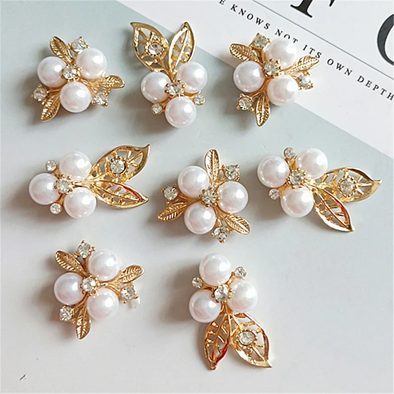 10 pcs/lot Alloy Creative Gold Pearls Rhinestone Buttons Ornaments Earrings Choker Hair DIY Jewelry Accessories Handmade
10 pcs/lot Alloy Creative Gold Pearls Rhinestone Buttons Ornaments Earrings Choker Hair DIY Jewelry Accessories Handmade