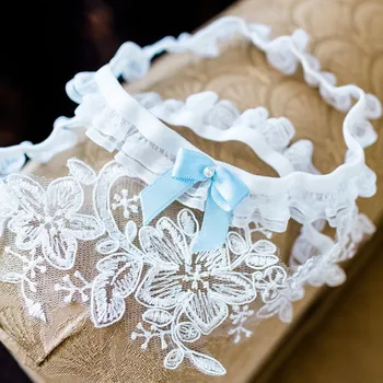 1 Pair Wedding garter white garter set bridal garter vintage lace flower toss garter with blue bow
1 Pair Wedding garter white garter set bridal garter vintage lace flower toss garter with blue bow