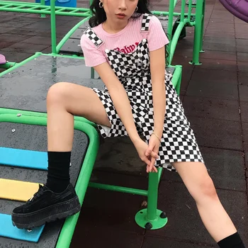 Backless Strap Shorts Jumpsuit Summer Checkerboard Rompers Women Men Hip hop old School Overalls Black and White Plaid Playsuit
Backless Strap Shorts Jumpsuit Summer Checkerboard Rompers Women Men Hip hop old School Overalls Black and White Plaid Playsuit