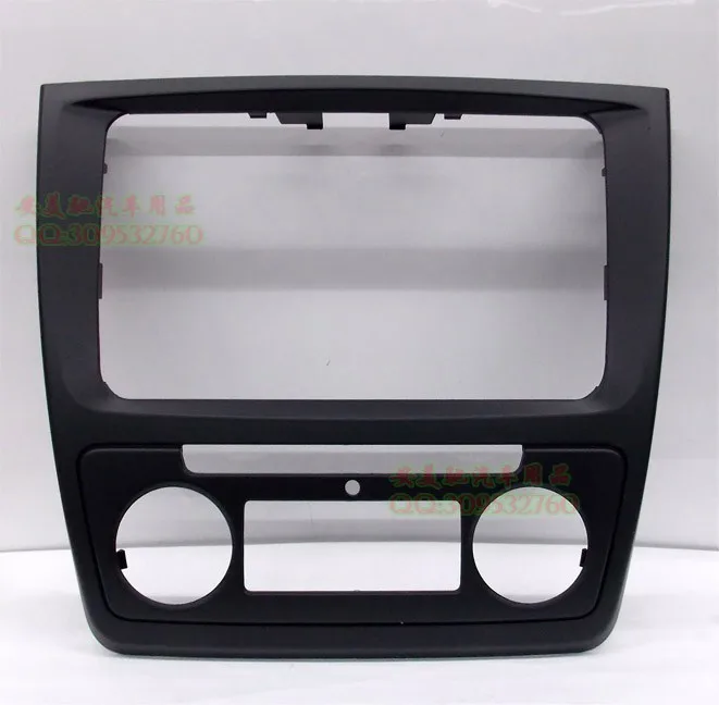 2014 15 FOR Skoda Yeti DVD navigation retrofit face frame face frame modified wild Emperor panel frame with high and low points
2014 15 FOR Skoda Yeti DVD navigation retrofit face frame face frame modified wild Emperor panel frame with high and low points