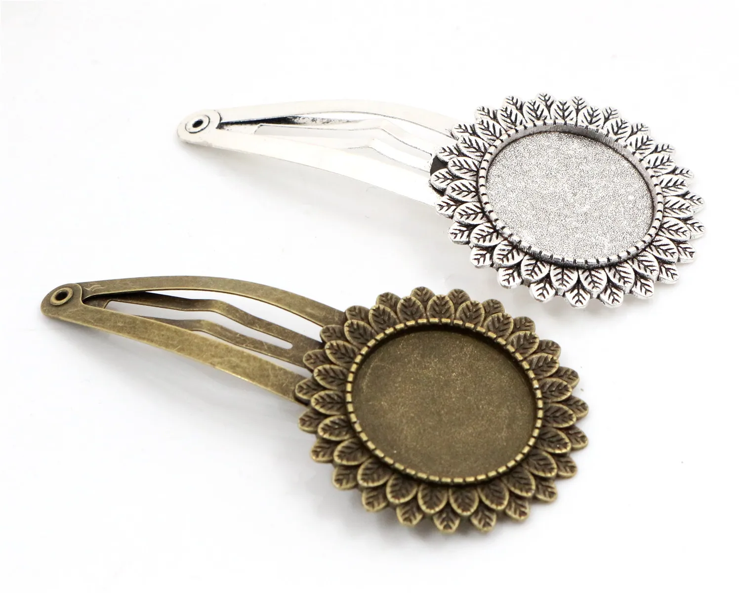 20mm 5pcs High Quality Bronze and Antique Silver Plated Copper Material Hairpin Hair Clips Hairpin Base Setting Cabochon Cameo
20mm 5pcs High Quality Bronze and Antique Silver Plated Copper Material Hairpin Hair Clips Hairpin Base Setting Cabochon Cameo