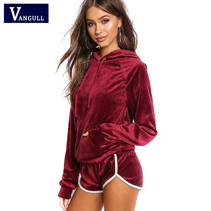New Spring Velvet Sets Long Sleeve Hoodies Tops And Short Pants Set 2 Pieces Sets 2018 New Women Set Tracksuit Sportswear
New Spring Velvet Sets Long Sleeve Hoodies Tops And Short Pants Set 2 Pieces Sets 2018 New Women Set Tracksuit Sportswear