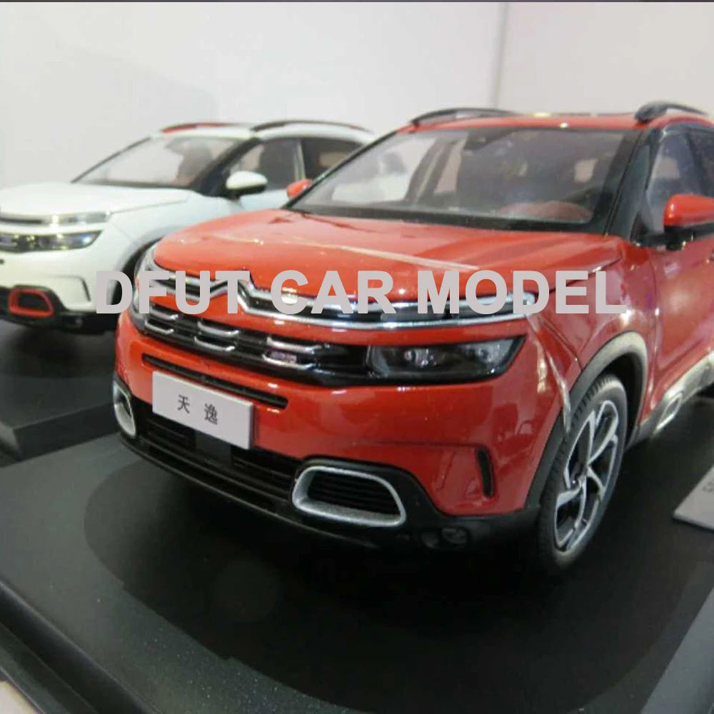 diecast 1:18 Alloy Toy Sports Car Model C5 of Children's Toy Cars Original Authorized Authentic Kids Toys Gift
diecast 1:18 Alloy Toy Sports Car Model C5 of Children's Toy Cars Original Authorized Authentic Kids Toys Gift
