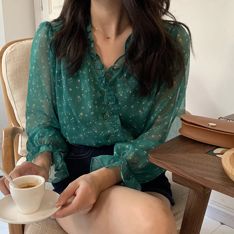 Summer Sexy See Through Chiffon Shirts Women Flare Sleeve High Street Chic Thin Flower Shirt Top Green
Summer Sexy See Through Chiffon Shirts Women Flare Sleeve High Street Chic Thin Flower Shirt Top Green