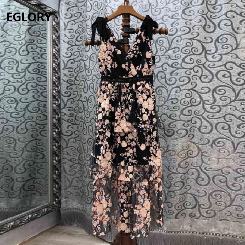 High Quality New 2019 Summer Fashion Sexy Party Club Dresses Women V-Neck Sequined Embroidery Sleeveless Mid-Calf Dress Festival
High Quality New 2019 Summer Fashion Sexy Party Club Dresses Women V-Neck Sequined Embroidery Sleeveless Mid-Calf Dress Festival