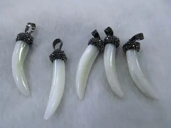 20pcs 40mm mop shell bead,micro pave crystal ,hematite pendant leaf horn sharp handmade pendant
20pcs 40mm mop shell bead,micro pave crystal ,hematite pendant leaf horn sharp handmade pendant