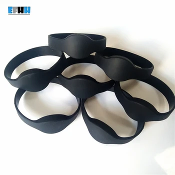 125KHZ EM4100 RFID Bracelet Silicone TK4100 Wristband Watch ID Card Read Only Access Control Card No Logo Black
125KHZ EM4100 RFID Bracelet Silicone TK4100 Wristband Watch ID Card Read Only Access Control Card No Logo Black