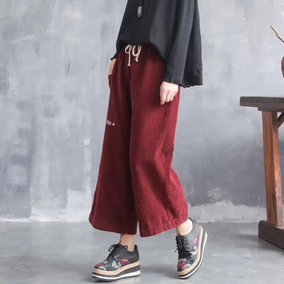Runback Trousers For Women Wide Leg Black Pants High Waist Embroidery Corduroy Ankle Length 2019 Fashion Large Size Buttons
Runback Trousers For Women Wide Leg Black Pants High Waist Embroidery Corduroy Ankle Length 2019 Fashion Large Size Buttons
