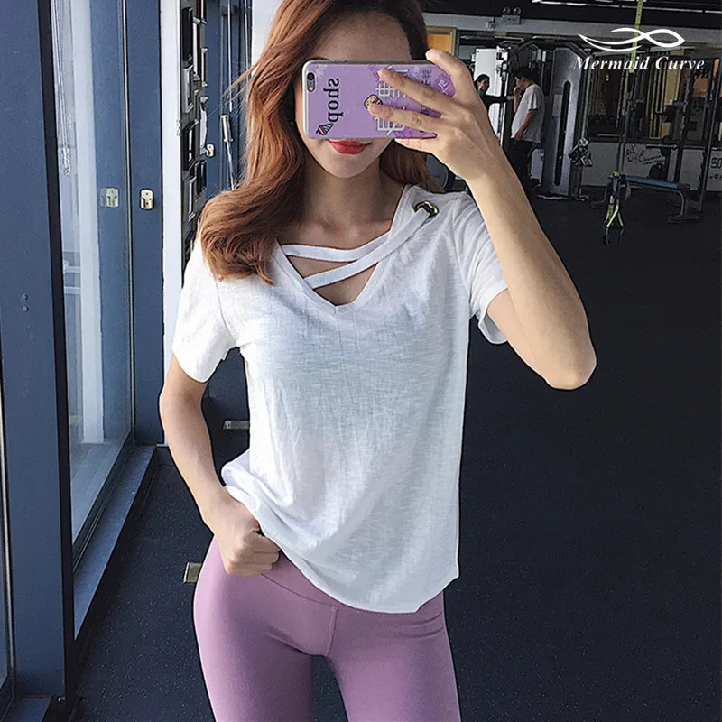 Mermaid Curve V-Neck Loose Sports T-shirt Female Quick-drying Running T Shirt Neckline Dig hole Training Short-Sleeve Yoga Shirt
Mermaid Curve V-Neck Loose Sports T-shirt Female Quick-drying Running T Shirt Neckline Dig hole Training Short-Sleeve Yoga Shirt