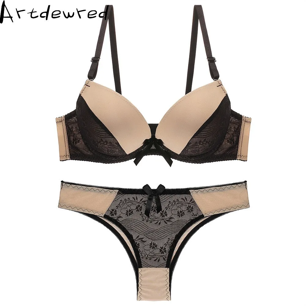 Deep V Sexy Plus size Push up Bra set Floral Embroidery Lace Women Underwear set Bra and Panties Sets
Deep V Sexy Plus size Push up Bra set Floral Embroidery Lace Women Underwear set Bra and Panties Sets