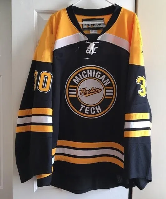 Vintage MICHIGAN TECH Huskies GOALIE HOCKEY JERSEY Hockey Jersey Embroidery Stitched Customize any number and name Jerseys.
Vintage MICHIGAN TECH Huskies GOALIE HOCKEY JERSEY Hockey Jersey Embroidery Stitched Customize any number and name Jerseys.