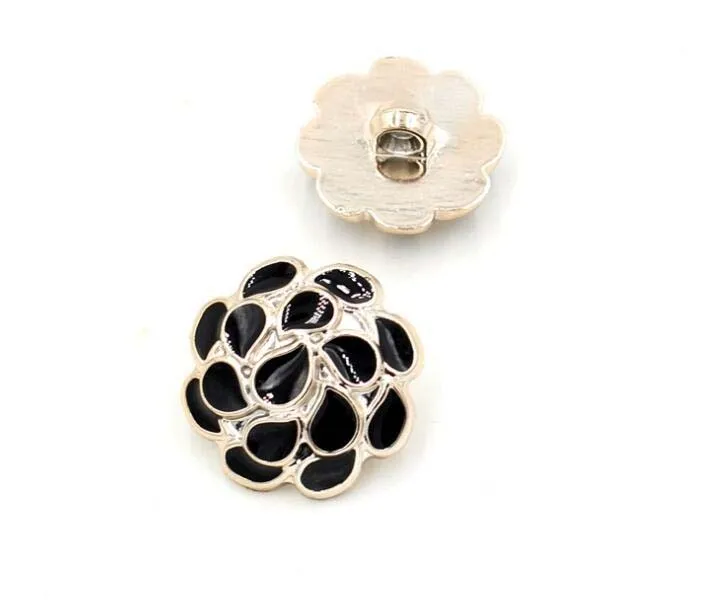 20pcs 21mm&25mm High-end flower fashion Korean version of oil brands fashion coats suits buttons
20pcs 21mm&25mm High-end flower fashion Korean version of oil brands fashion coats suits buttons