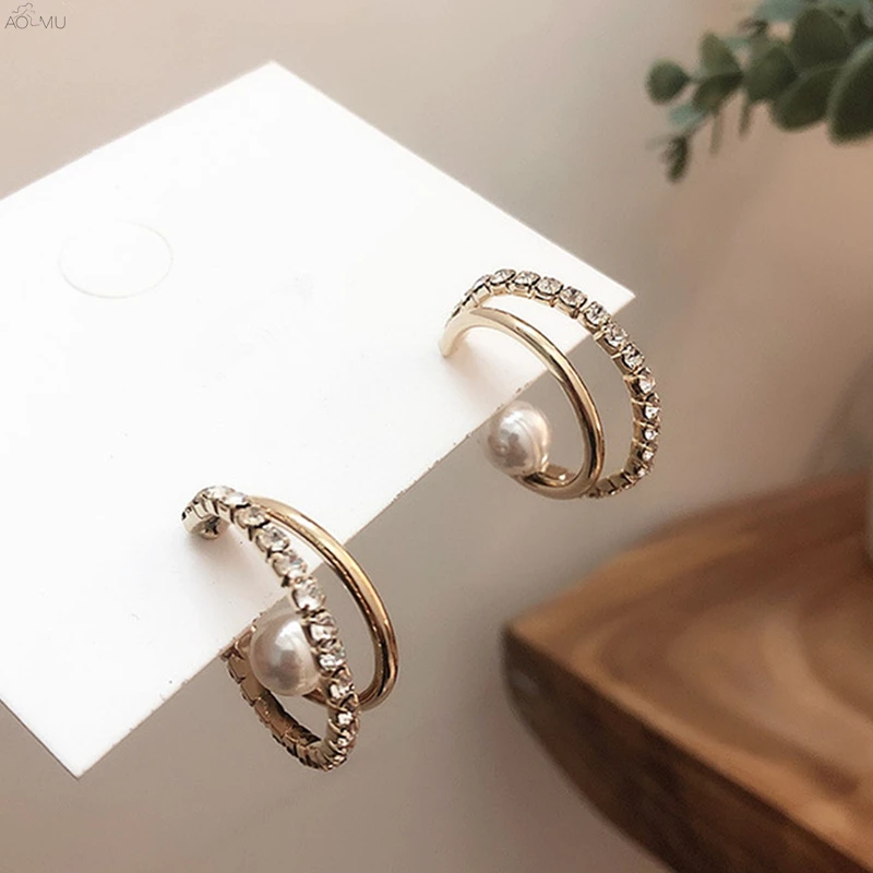 AOMU Shiny Double-layer Crystal Zircon Imitated-pearl Round Metal Geometric Circle Semi-arc Big Hoop Earrings For Women Pendient
AOMU Shiny Double-layer Crystal Zircon Imitated-pearl Round Metal Geometric Circle Semi-arc Big Hoop Earrings For Women Pendient