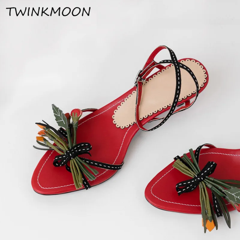 3D Flower Sandals Women Appliques 5.5cm High Heels Summer Shoes Fringe Mules Women Slides Vacation Shoes Summer 2019
3D Flower Sandals Women Appliques 5.5cm High Heels Summer Shoes Fringe Mules Women Slides Vacation Shoes Summer 2019
