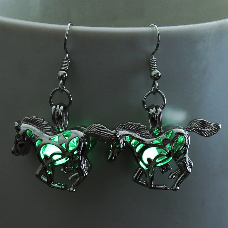 Hot Sale Horse Luminous Earrings for Women ,Glowing in the Dark Vintage Women Jewelry ,Fashion Hollow Glow Women Earrings
Hot Sale Horse Luminous Earrings for Women ,Glowing in the Dark Vintage Women Jewelry ,Fashion Hollow Glow Women Earrings