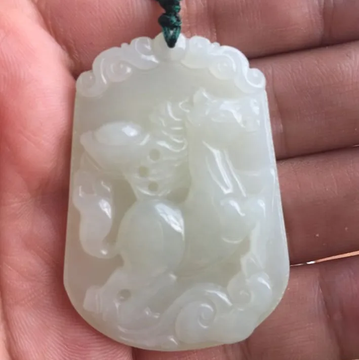 

Ke Ruisi Hetian jade pendant twelve zodiac rat ox tiger rabbit dragon snake horse sheep monkey chicken dog pig and a jade pendan