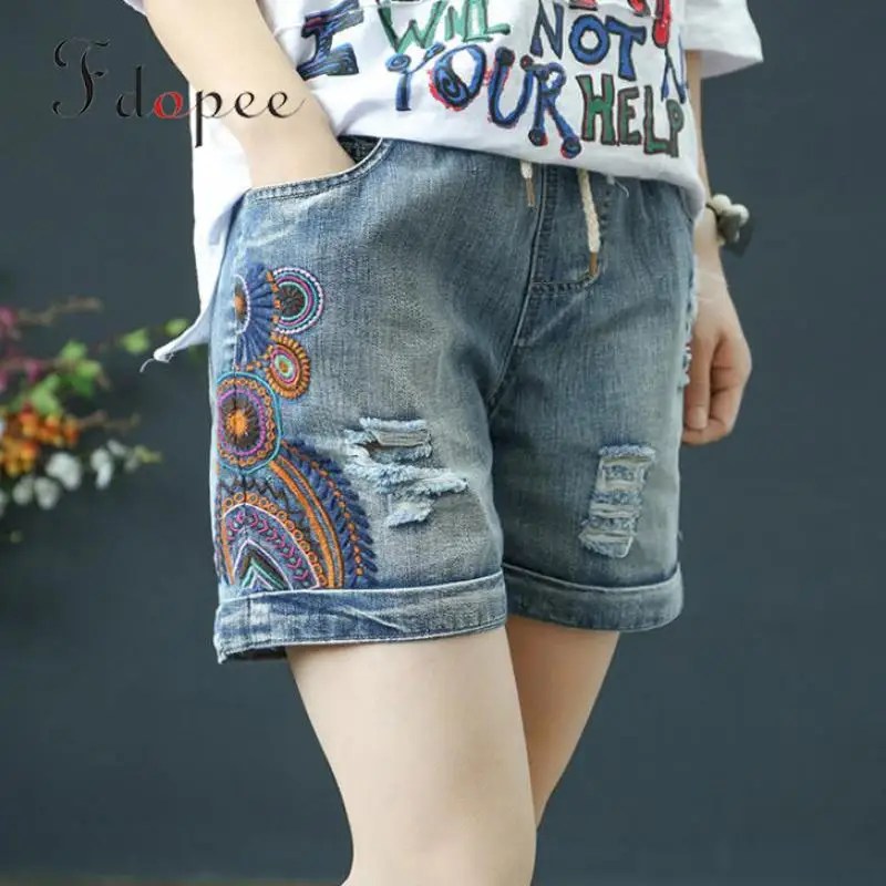2019 Denim Shorts Fashion Casual Folk-custom Embroidery Hole Thin Loose Elastic Waist Elastic Waist Comfort Jeans Woman Shorts
2019 Denim Shorts Fashion Casual Folk-custom Embroidery Hole Thin Loose Elastic Waist Elastic Waist Comfort Jeans Woman Shorts