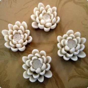 23*22mm Resin Flower pendants,mix colors Resin Flower,resin cameo vintage pendants,DIY resin beads Craft jewelry 
23*22mm Resin Flower pendants,mix colors Resin Flower,resin cameo vintage pendants,DIY resin beads Craft jewelry