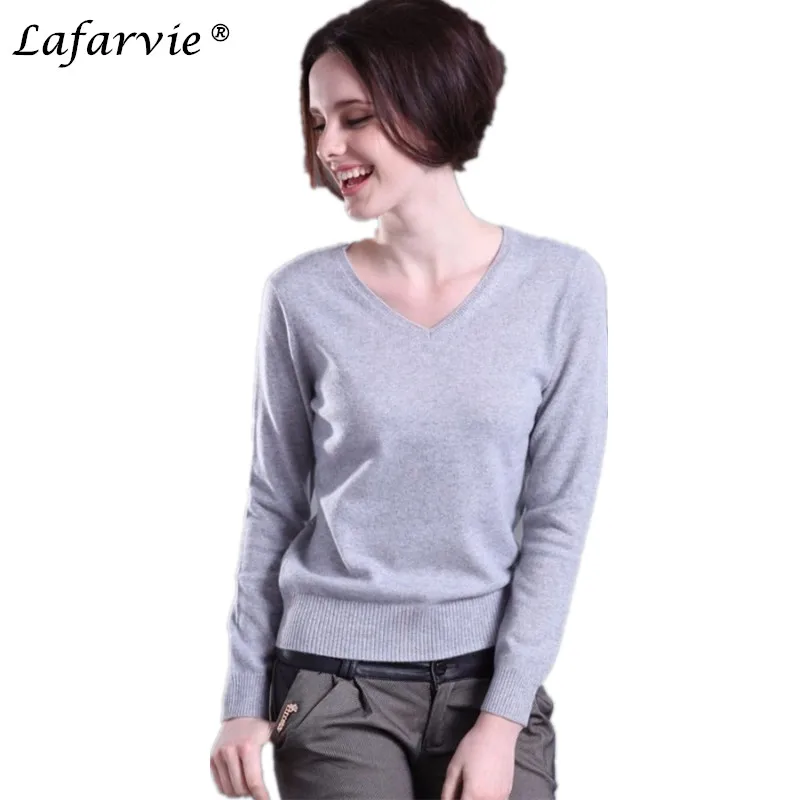 Lafarvie Fashion Cashmere Blended Knitted Sweater Women Quality Spring Autumn V-Neck Full Sleeve Female Pullover Pull Jumper
Lafarvie Fashion Cashmere Blended Knitted Sweater Women Quality Spring Autumn V-Neck Full Sleeve Female Pullover Pull Jumper