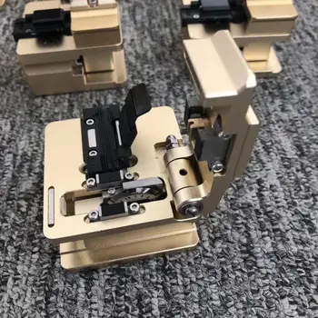 High Precision DVP-106 Fiber Optic Cleaver DVP106 Optical Fiber Cleaver for Welding Fusion Splicer Machine
High Precision DVP-106 Fiber Optic Cleaver DVP106 Optical Fiber Cleaver for Welding Fusion Splicer Machine