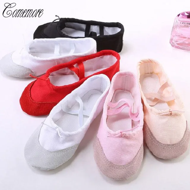 Nuevos zapatos de baile de Ballet para niñas, niñas, mujeres, cabeza de cuero, suela suave, zapatillas planas de lona para Yoga, gimnasio, zapatos de baile
Nuevos zapatos de baile de Ballet para niñas, niñas, mujeres, cabeza de cuero, suela suave, zapatillas planas de lona para Yoga, gimnasio, zapatos de baile