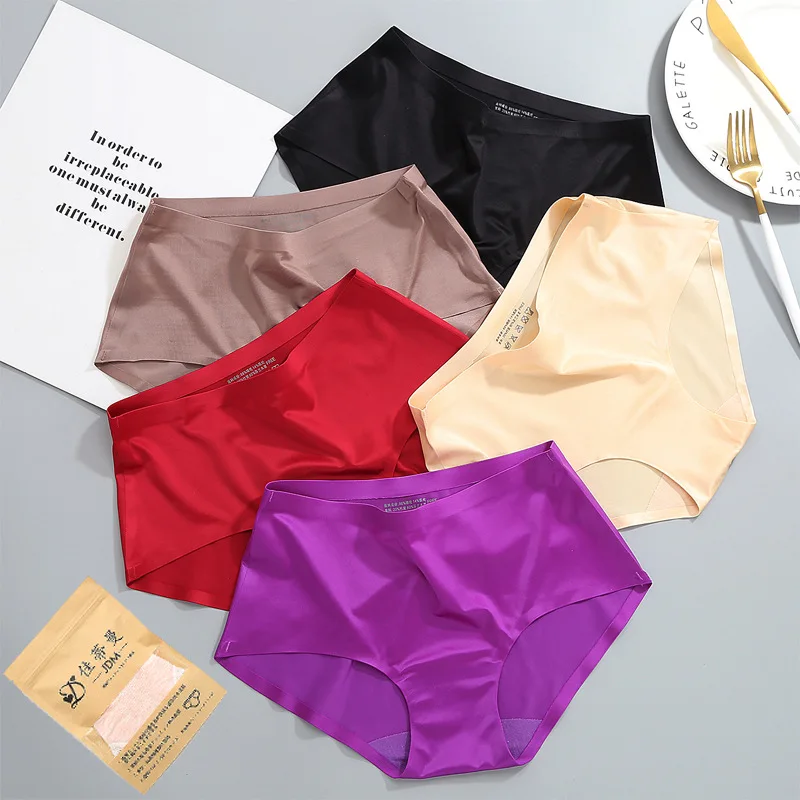 luxury color one-piece seamless women's underwear comfortable and breathable seamless middle waist briefs multi-color optional
luxury color one-piece seamless women's underwear comfortable and breathable seamless middle waist briefs multi-color optional