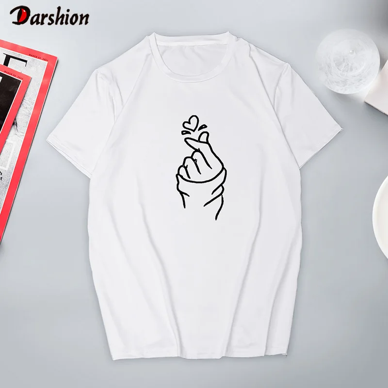 Summer T Shirt Women T-shirt Lovely Gesture Love Graphic Tees Women Tshirt Finger Heart Printed Top Femme Nice Girl T-Shirt
Summer T Shirt Women T-shirt Lovely Gesture Love Graphic Tees Women Tshirt Finger Heart Printed Top Femme Nice Girl T-Shirt