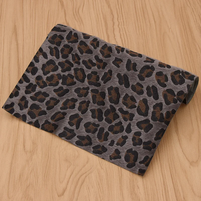 Vintage Leopard Printed A4 Artificial Fur Fabric For DIY Handmade Crafts Skirt Garment Bag Sewing Materials
Vintage Leopard Printed A4 Artificial Fur Fabric For DIY Handmade Crafts Skirt Garment Bag Sewing Materials
