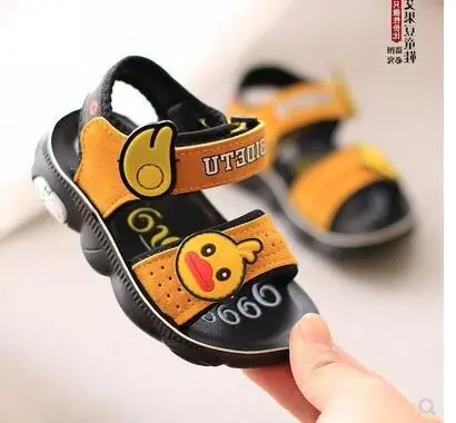 Children's sandals, the 1-2-3 children baby boys summer beach shoes antiskid child learning to walk
Children's sandals, the 1-2-3 children baby boys summer beach shoes antiskid child learning to walk