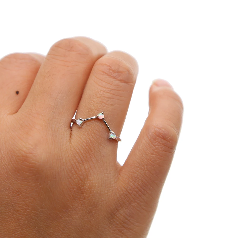 2017 Rushed Women Geometric Anillos New 100% 925 Sterling Size 5-9 Delicate Dainty Jewelry 2.5mm Tiny Fire Opal V Chevron Ring
2017 Rushed Women Geometric Anillos New 100% 925 Sterling Size 5-9 Delicate Dainty Jewelry 2.5mm Tiny Fire Opal V Chevron Ring