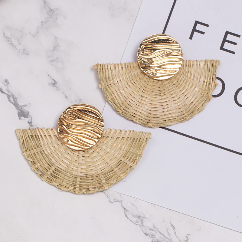 JUJIA New Rattan Knit Stud Earrings Vintage Ethnic Big Fan Shaped Earrings For Women Statement Jewelry
JUJIA New Rattan Knit Stud Earrings Vintage Ethnic Big Fan Shaped Earrings For Women Statement Jewelry