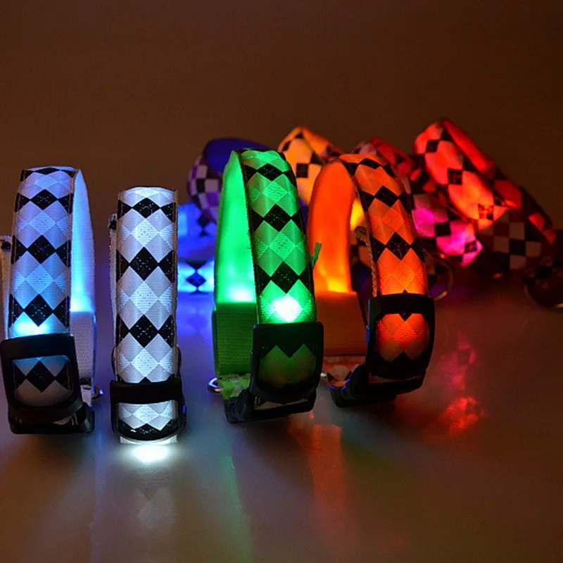 Dog Collars Pet Traction Dog Ring LED Light Collar Dog Flash Luminous Pet Collar Collar Perro Dog Accessories
Dog Collars Pet Traction Dog Ring LED Light Collar Dog Flash Luminous Pet Collar Collar Perro Dog Accessories