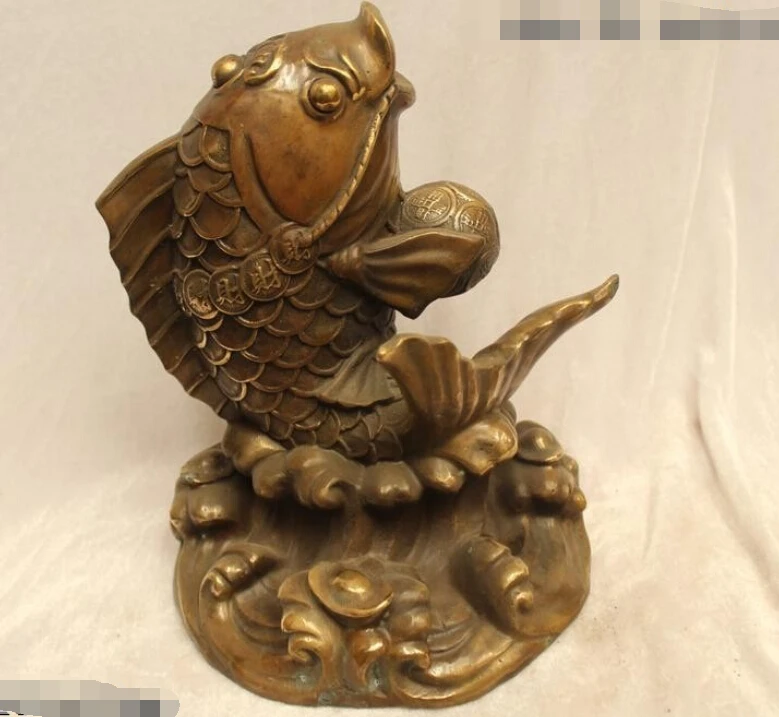 10"China Folk Bronze carving excellent Lifelike Lucky Money cyprinoid Statue R0715
10"China Folk Bronze carving excellent Lifelike Lucky Money cyprinoid Statue R0715