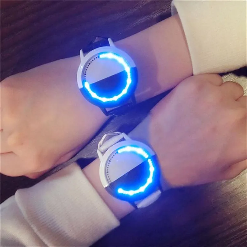 New Arrival Fashion Lovers Men Women Leather Band Quartz Analog Wrist Watch Gift Creative Clock Hot reloj mujer montre femme *Y
New Arrival Fashion Lovers Men Women Leather Band Quartz Analog Wrist Watch Gift Creative Clock Hot reloj mujer montre femme *Y